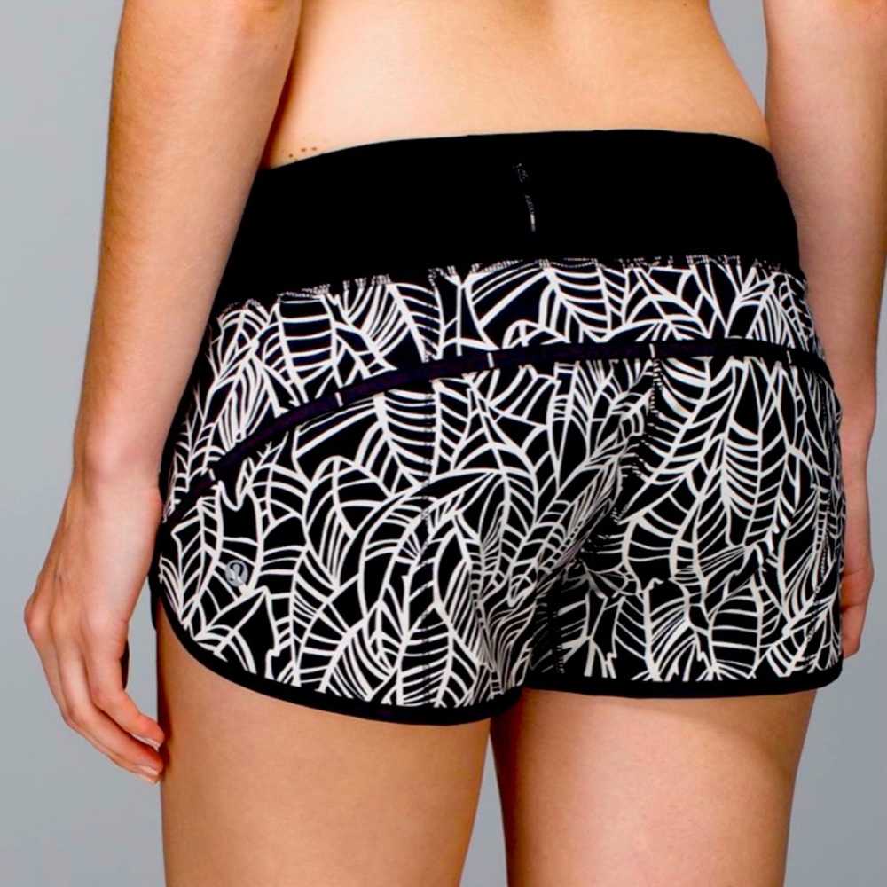 Lululemon Run: Speed Short *2-way Stretch [6]